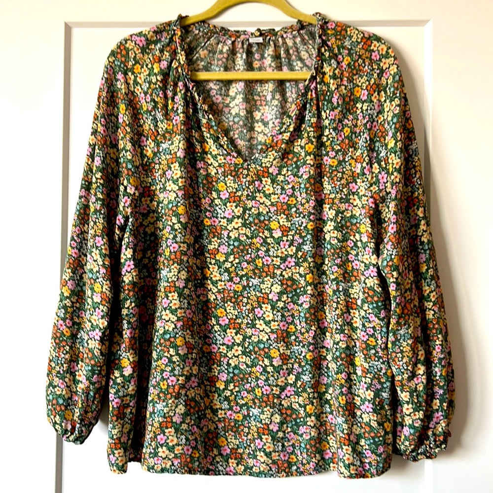 V neck long sleeve top from Old Navy